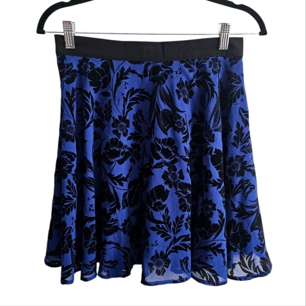 Strut & Bolt Blue Floral A Line Skirt Medium